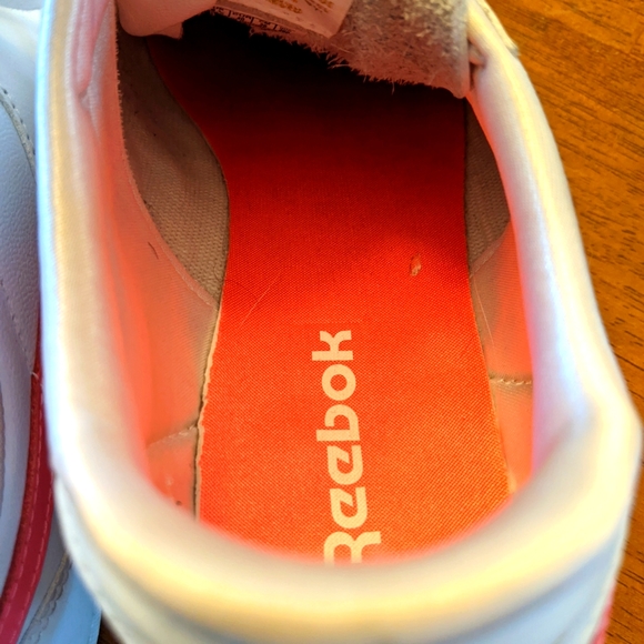 Reebok Classic white/pink shoes - Picture 6 of 15